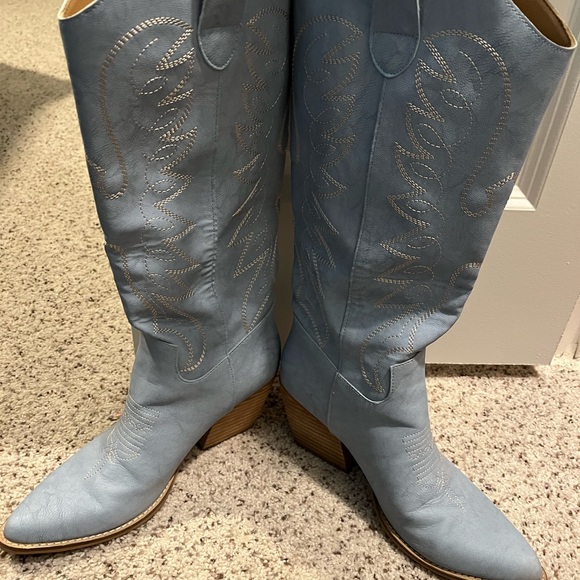 Blue Cowboy Boots - Picture 3 of 3